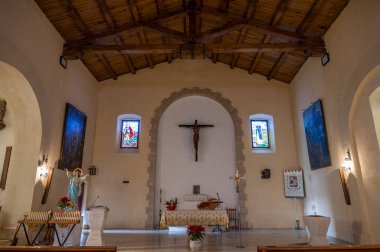 Founded by the Longobards, it has maintained the old appearance of a small chapel with a single nave. The portal retains its 12th century appearance with a simple arch and lunette.