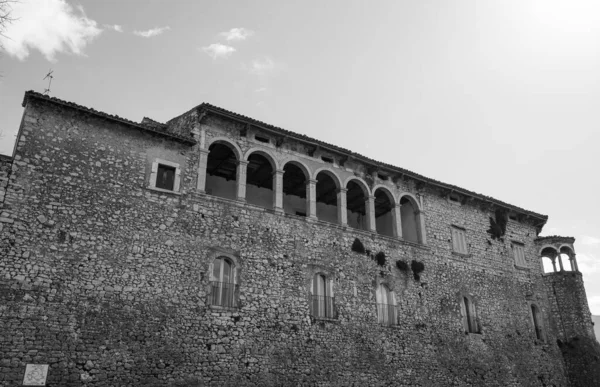 Κάστρο Καταλαμβάνει Σημαντικό Τμήμα Του Αρχαίου Χωριού Χτίστηκε Γύρω Στο — Φωτογραφία Αρχείου