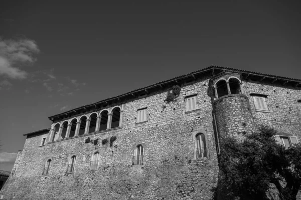 Castelo Ocupa Uma Parte Substancial Antiga Aldeia Foi Construído Por — Fotografia de Stock