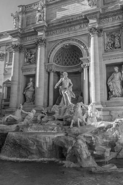 Trevi Szökőkút Róma Legnagyobb Szökőkútja 1732 Ben Kezdődött Végül Megbízták — Stock Fotó