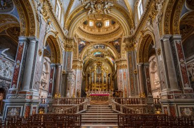 Montecassino Manastırı, Lazio 'da Montecassino' nun tepesinde yer alan bir Benedictine manastırıdır. Santa Scolastica manastırı ile birlikte İtalya 'nın en eski manastırıdır..