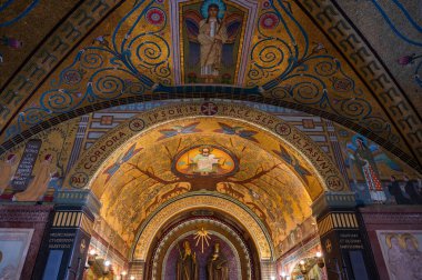 Montecassino Manastırı, Lazio 'da Montecassino' nun tepesinde yer alan bir Benedictine manastırıdır. Santa Scolastica manastırı ile birlikte İtalya 'nın en eski manastırıdır..