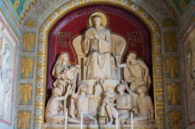 Montecassino Manastırı, Lazio 'da Montecassino' nun tepesinde yer alan bir Benedictine manastırıdır. Santa Scolastica manastırı ile birlikte İtalya 'nın en eski manastırıdır..