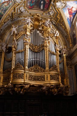 Montecassino Manastırı, Lazio 'da Montecassino' nun tepesinde yer alan bir Benedictine manastırıdır. Santa Scolastica manastırı ile birlikte İtalya 'nın en eski manastırıdır..