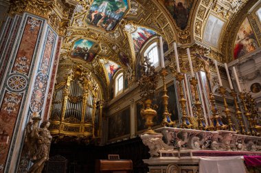 Montecassino Manastırı, Lazio 'da Montecassino' nun tepesinde yer alan bir Benedictine manastırıdır. Santa Scolastica manastırı ile birlikte İtalya 'nın en eski manastırıdır..