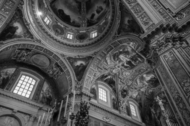 Montecassino Manastırı, Lazio 'da Montecassino' nun tepesinde yer alan bir Benedictine manastırıdır. Santa Scolastica manastırı ile birlikte İtalya 'nın en eski manastırıdır..