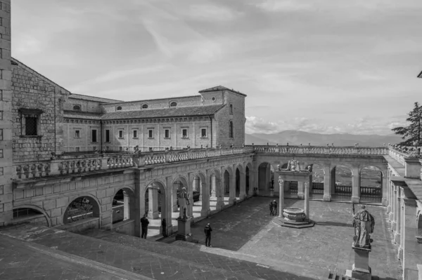 Opactwo Montecassino Jest Klasztorem Benedyktynów Położonym Szczycie Montecassino Lacjum Jest — Zdjęcie stockowe