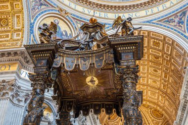 Vatikan 'da Aziz Peter Meydanı' nda bulunan Katolik bazilikası. İtalyan sanatının bir başyapıtıdır ve Roma 'nın simgelerinden biridir..