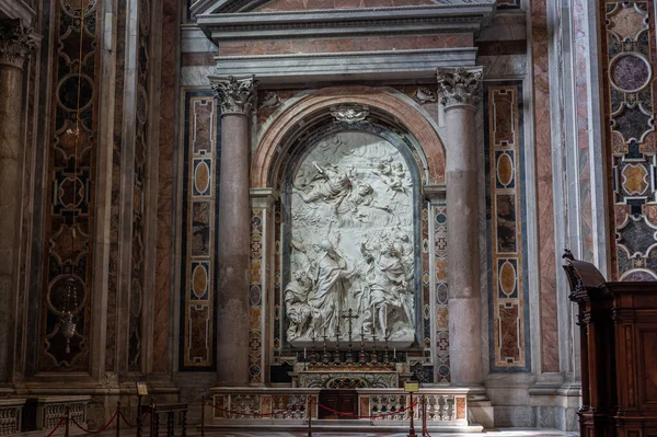 Katolsk Basilika Ligger Peterstorget Vatikanstaten Det Ett Mästerverk Italiensk Konst — Stockfoto