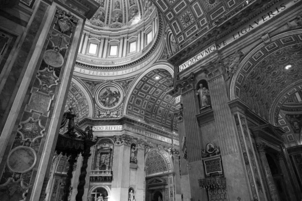 Ist Eine Katholische Basilika Auf Dem Petersplatz Staat Der Vatikanstadt — Stockfoto