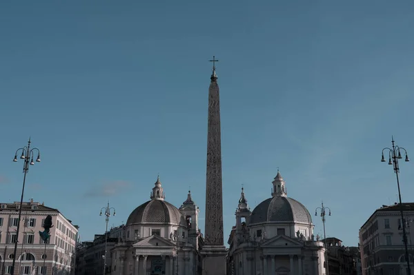 Piazza Del Popolo Ikertemplomai Montesanto Santa Maria Vagy Chiesa Degli — Stock Fotó