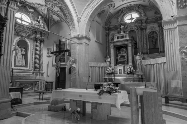 Chiesa Parrocchiale Del Bambino Gesù Dei Santi Nicola Clemente Trova — Foto Stock