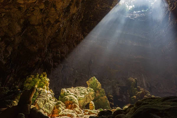 Cuevas Castellana Puglia Italia Elevan Menos Dos Kilómetros Ciudad Sureste —  Fotos de Stock