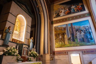 Madonna dello Splendore tapınağı Giulianova 'da bir tarikat binasıdır, manastır, mucizevi çeşme ve Görkemli Sanat Müzesi ve 