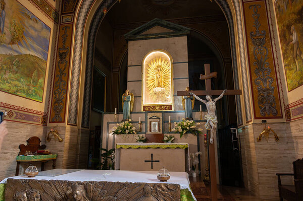 The sanctuary of the Madonna dello Splendore is a cult building in Giulianova, with the convent, the miraculous fountain and the Art Museum of Splendor and the "Padre Candido Donatelli" Library