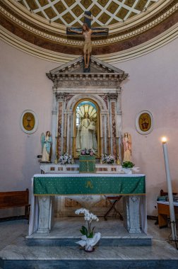 San Rocco Kilisesi (Madonna del Carmine olarak da bilinir) Scanno 'da bulunmaktadır. Ayrıca Madonna del Carmine olarak da adlandırılır, çünkü 1784 'ten beri aynı isimli bir kardeşliğin merkezi olmuştur.