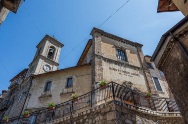 San Rocco Kilisesi (Madonna del Carmine olarak da bilinir) Scanno 'da bulunmaktadır. Ayrıca Madonna del Carmine olarak da adlandırılır, çünkü 1784 'ten beri aynı isimli bir kardeşliğin merkezi olmuştur.