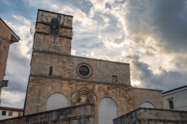 Kilise 13. yüzyılda inşa edildi. 1902 'de ulusal bir anıt ilan edildi. İkinci Dünya Savaşı sırasında savaş olayları büyük hasara yol açtı..