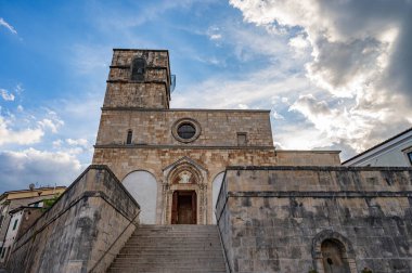 Kilise 13. yüzyılda inşa edildi. 1902 'de ulusal bir anıt ilan edildi. İkinci Dünya Savaşı sırasında savaş olayları büyük hasara yol açtı..