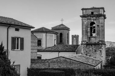 Palena, Abruzzo 'nun Chieti iline bağlı bir belediyedir ve doğu Maiella-Verde Aventino dağ belediyelerinin yönetim merkezi konumundadır..