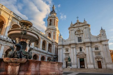 The Basilica of the Holy House is one of the main places of veneration of Mary and one of the most important and visited Marian shrines of the Catholic Church. It is located in Loreto.