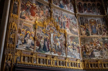 The Basilica of the Holy House is one of the main places of veneration of Mary and one of the most important and visited Marian shrines of the Catholic Church. It is located in Loreto.