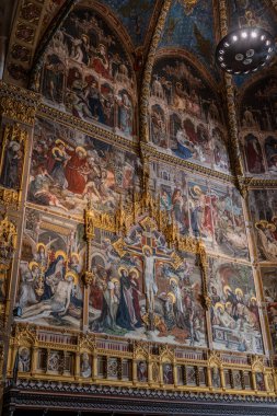 The Basilica of the Holy House is one of the main places of veneration of Mary and one of the most important and visited Marian shrines of the Catholic Church. It is located in Loreto.