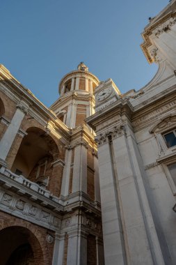 The Basilica of the Holy House is one of the main places of veneration of Mary and one of the most important and visited Marian shrines of the Catholic Church. It is located in Loreto.