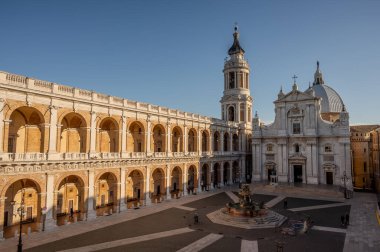 The Basilica of the Holy House is one of the main places of veneration of Mary and one of the most important and visited Marian shrines of the Catholic Church. It is located in Loreto.