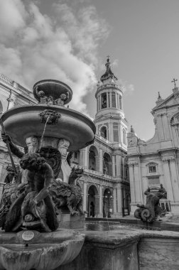 The Basilica of the Holy House is one of the main places of veneration of Mary and one of the most important and visited Marian shrines of the Catholic Church. It is located in Loreto.