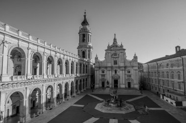 The Basilica of the Holy House is one of the main places of veneration of Mary and one of the most important and visited Marian shrines of the Catholic Church. It is located in Loreto.