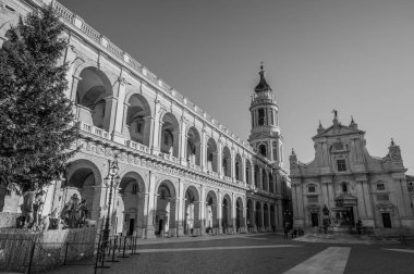 The Basilica of the Holy House is one of the main places of veneration of Mary and one of the most important and visited Marian shrines of the Catholic Church. It is located in Loreto.