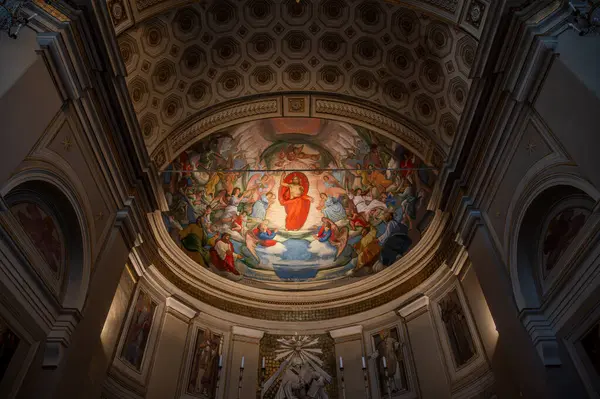 Saint Gregorio Magno ve Margherita Katedrali, San Benedetto del Tronto-Ripatransone-Montalto piskoposluğunun ortak katedrali olan Ascoli Piceno eyaletinin Ripatransone eyaletinin ana tarikat binasıdır.