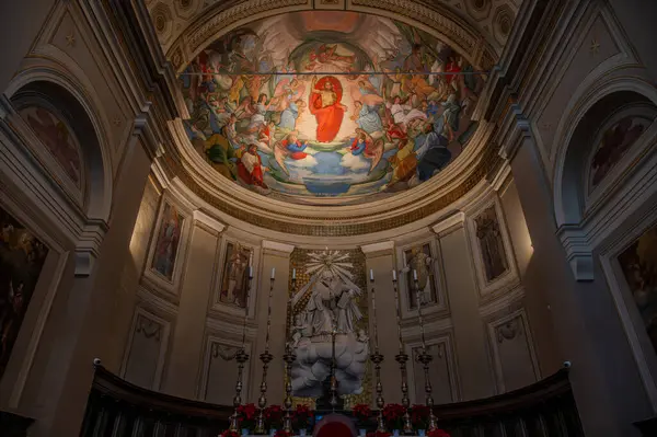 Saint Gregorio Magno ve Margherita Katedrali, San Benedetto del Tronto-Ripatransone-Montalto piskoposluğunun ortak katedrali olan Ascoli Piceno eyaletinin Ripatransone eyaletinin ana tarikat binasıdır.