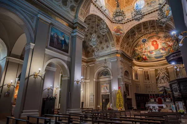 Saint Gregorio Magno ve Margherita Katedrali, San Benedetto del Tronto-Ripatransone-Montalto piskoposluğunun ortak katedrali olan Ascoli Piceno eyaletinin Ripatransone eyaletinin ana tarikat binasıdır.