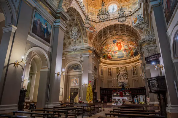 Saint Gregorio Magno ve Margherita Katedrali, San Benedetto del Tronto-Ripatransone-Montalto piskoposluğunun ortak katedrali olan Ascoli Piceno eyaletinin Ripatransone eyaletinin ana tarikat binasıdır.