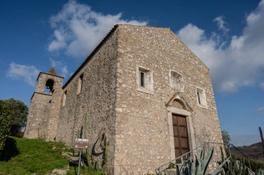 Yapılışının tam tarihi bilinmemekle birlikte, 1660 yılına ait bir tarifte bahsi geçen çok eski bir tarih olması gerekir. Rahip Carpino tarafından Loreto 'ya yapılan hac yolculuğundan dönerken inşa edilmiş..