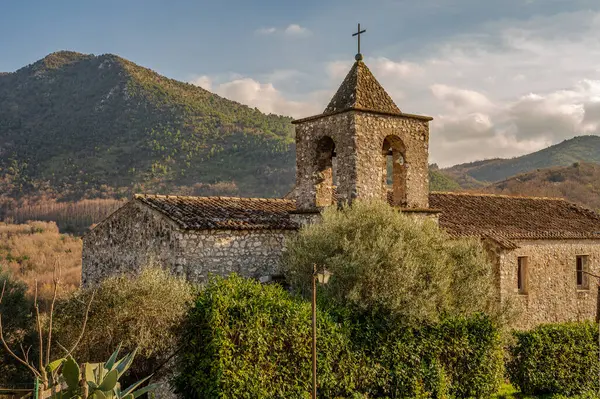 The exact date of its construction is not known, but it must be very ancient, it is mentioned in a description from 1660. It was built by the cleric Carpino returning from a pilgrimage to Loreto.