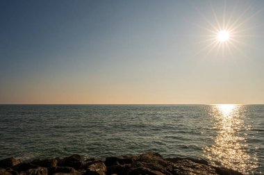Marina di Minturno, Lazio, İtalya. Kışın deniz