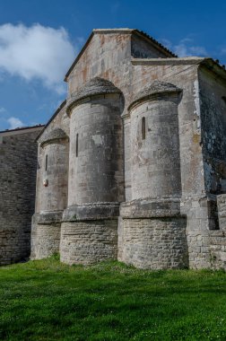 Matrice, Campobasso belediyesine bağlı bir manastır. Manastırın inşasının tarihi bilinmemekle birlikte, Ağustos 1148 'de Benevento Başpiskoposu II. Peter tarafından kutsanmıştır.