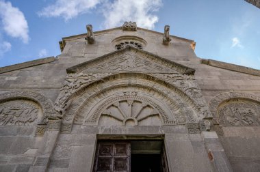 Matrice, Campobasso belediyesine bağlı bir manastır. Manastırın inşasının tarihi bilinmemekle birlikte, Ağustos 1148 'de Benevento Başpiskoposu II. Peter tarafından kutsanmıştır.