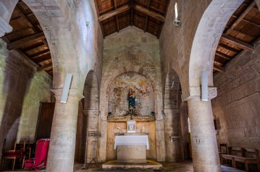 Matrice, Campobasso belediyesine bağlı bir manastır. Manastırın inşasının tarihi bilinmemekle birlikte, Ağustos 1148 'de Benevento Başpiskoposu II. Peter tarafından kutsanmıştır.