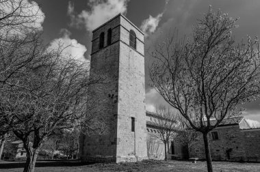 Matrice, Campobasso belediyesine bağlı bir manastır. Manastırın inşasının tarihi bilinmemekle birlikte, Ağustos 1148 'de Benevento Başpiskoposu II. Peter tarafından kutsanmıştır.