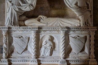 Matrice, Campobasso belediyesine bağlı bir manastır. Manastırın inşasının tarihi bilinmemekle birlikte, Ağustos 1148 'de Benevento Başpiskoposu II. Peter tarafından kutsanmıştır.