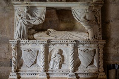 Matrice, Campobasso belediyesine bağlı bir manastır. Manastırın inşasının tarihi bilinmemekle birlikte, Ağustos 1148 'de Benevento Başpiskoposu II. Peter tarafından kutsanmıştır.