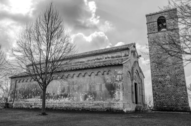 Matrice, Campobasso belediyesine bağlı bir manastır. Manastırın inşasının tarihi bilinmemekle birlikte, Ağustos 1148 'de Benevento Başpiskoposu II. Peter tarafından kutsanmıştır.