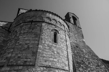 The Abbey of San Clemente al Vomano is a Catholic place of worship in Abruzzo that stands on the top of a small hill, not far from Guardia Vomano di Notaresco, in the province of Teramo. clipart