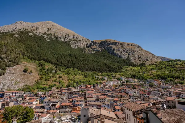 stock image Celano is a splendid town in Abruzzo, overlooking the Fucino plain, composed of a medieval village which in the upper part still preserves the Castle dating back to the 14th century.