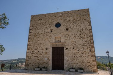 The Church of S. Maria a Porto Lungo is of notable artistic interest, dating back to the 14th century and, built on an ancient pagan temple, is in Romanesque style. clipart