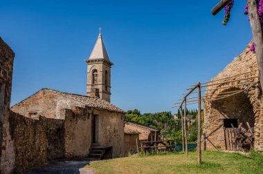 Cupra Marittima (18 Aralık 1862 'ye kadar Marano), İtalya' nın Ascoli Piceno eyaletinde yer alan bir şehirdir..